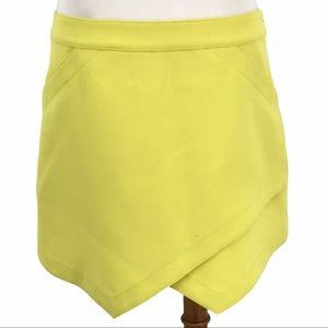 BCBGMAXAZRIA Beckett mini skirt size small